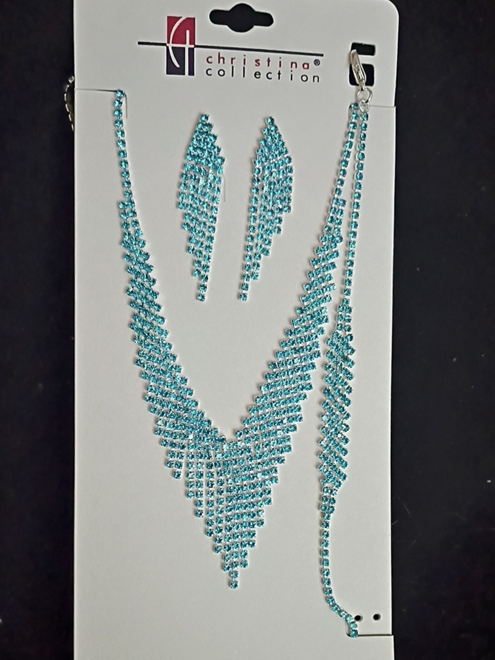 Turquoise Crystal V-Point Necklace Set